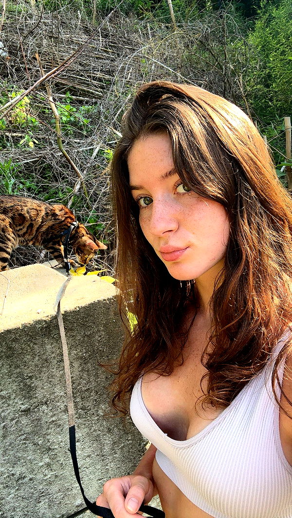 ameliabfit image ~ Altpins