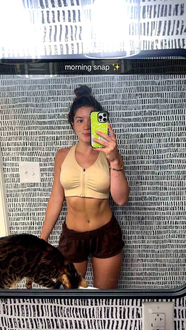 ameliabfit image ~ Altpins