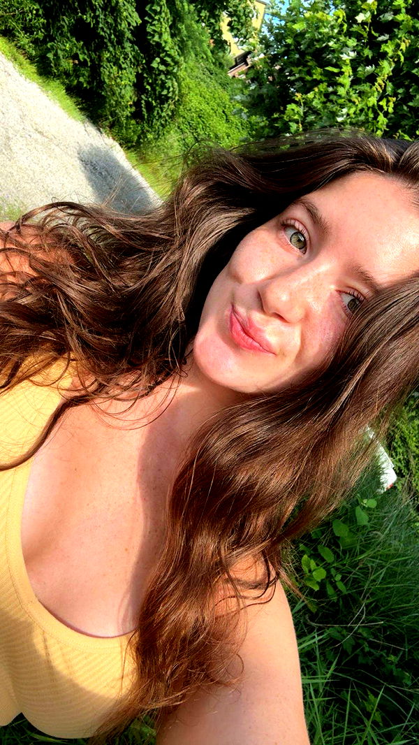 ameliabfit image ~ Altpins