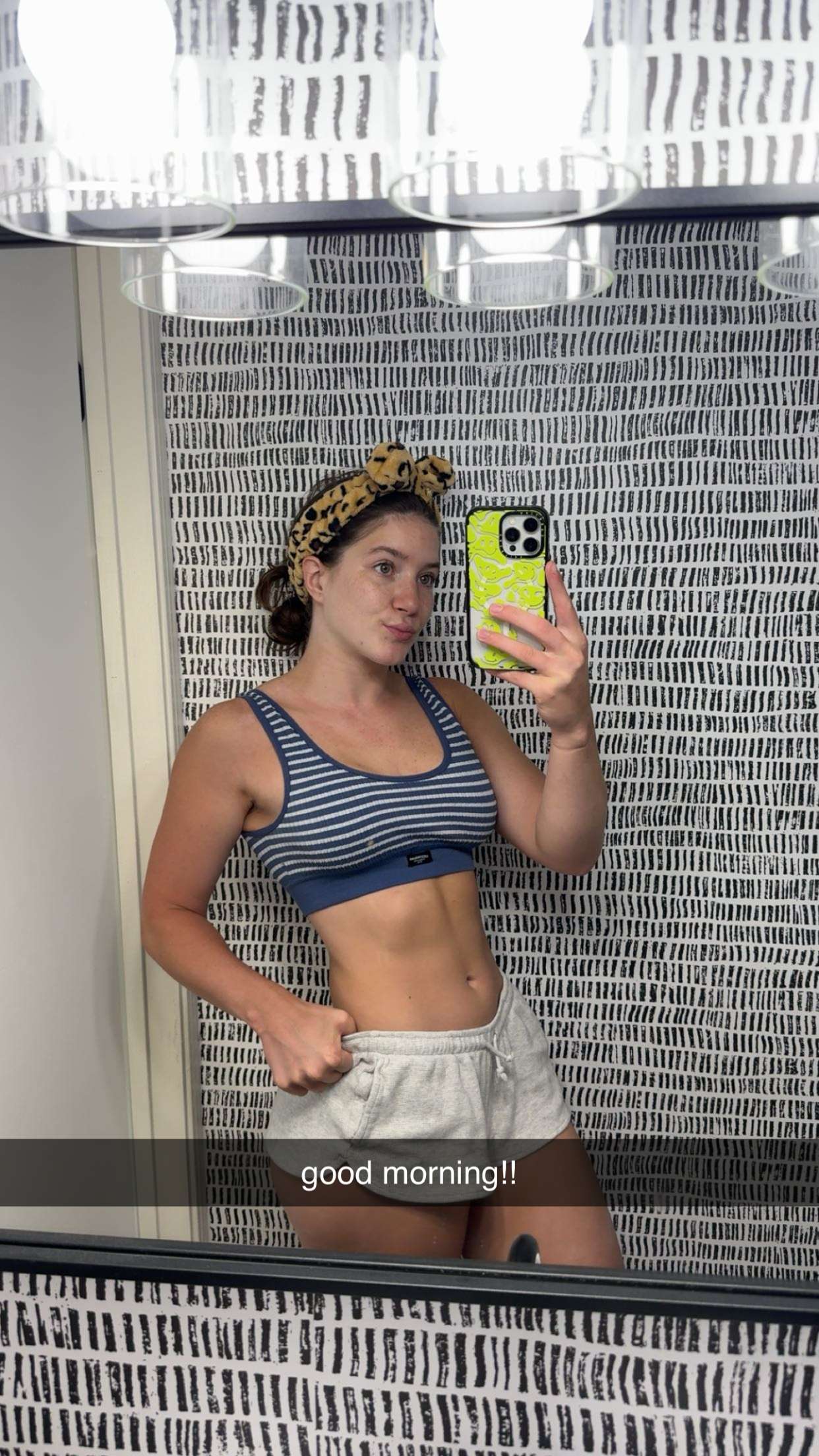 ameliabfit snapchat image archive image