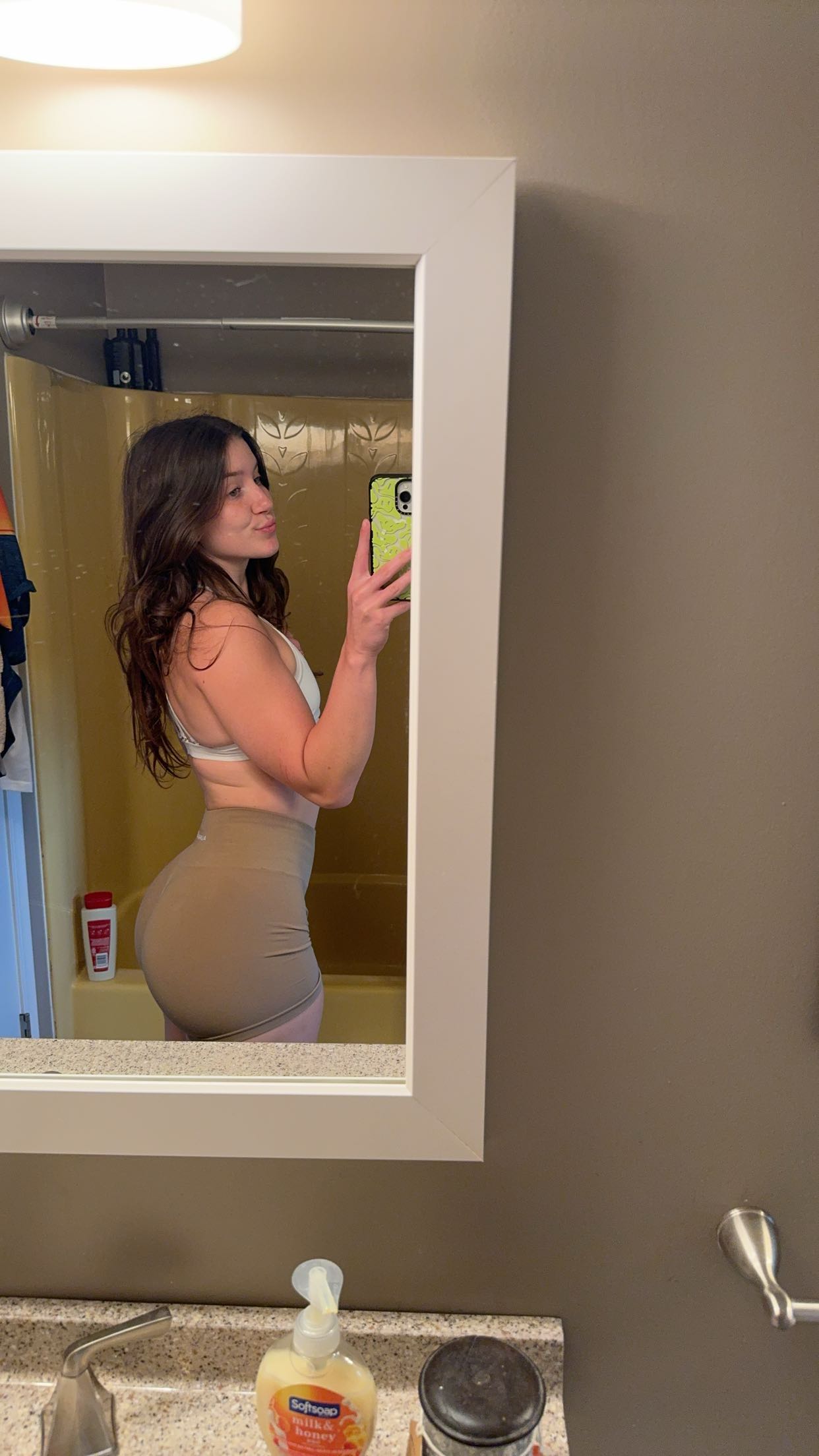 ameliabfit snapchat image archive image