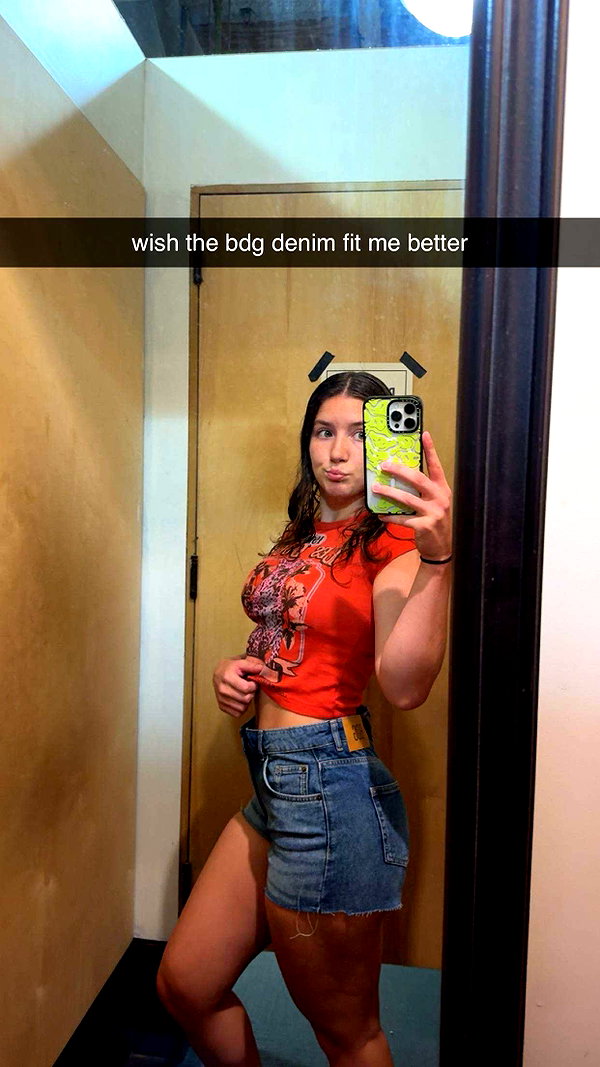ameliabfit snapchat image archive image