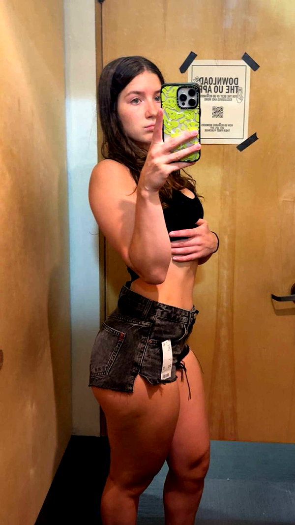 ameliabfit snapchat image archive image