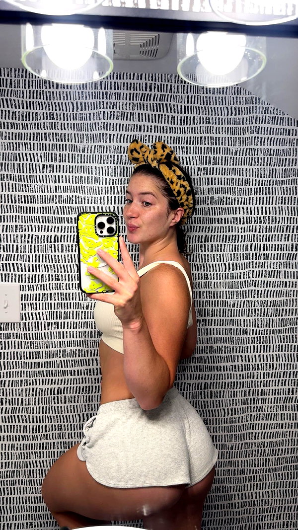 ameliabfit snapchat image archive image