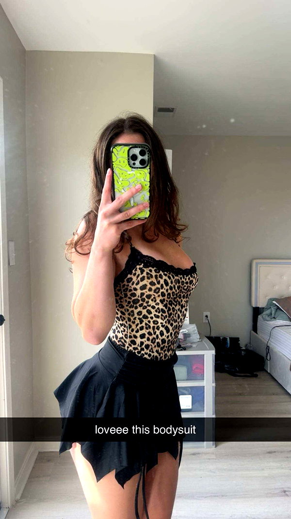ameliabfit snapchat image archive image