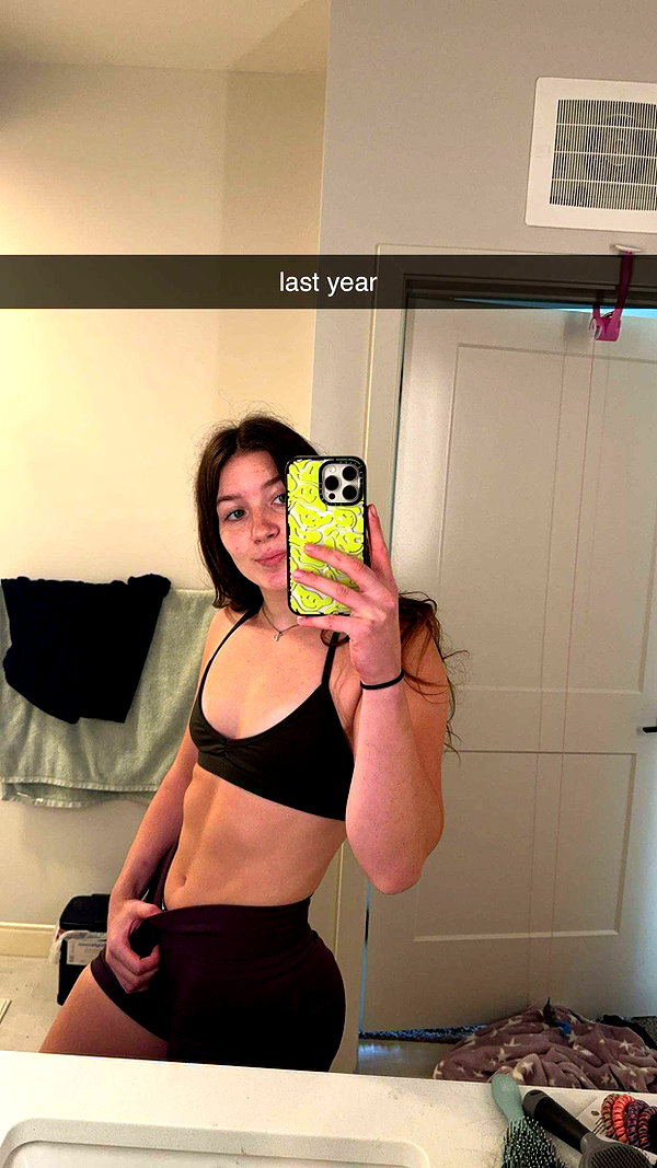 ameliabfit snapchat image archive image