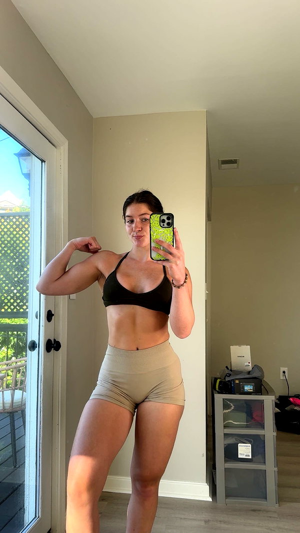 ameliabfit snapchat image archive image