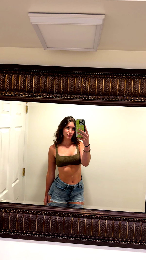 ameliabfit snapchat image archive image