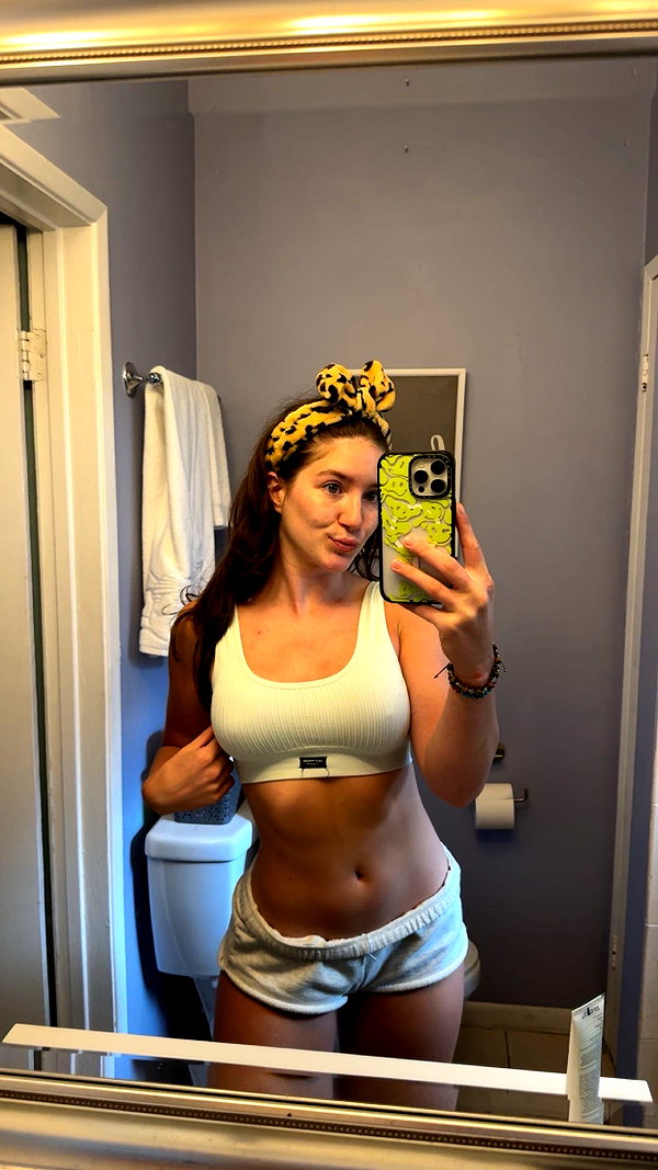 ameliabfit snapchat image archive image