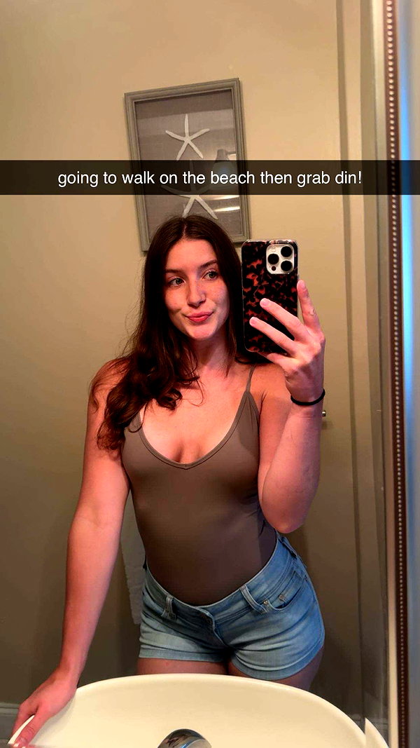 ameliabfit snapchat image archive image