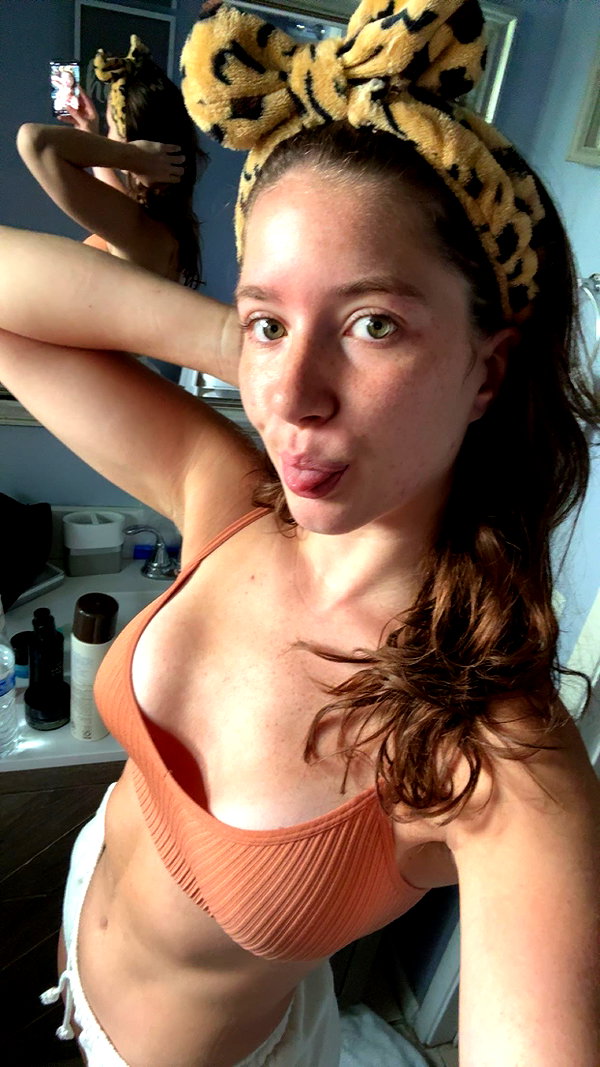 ameliabfit snapchat image archive image