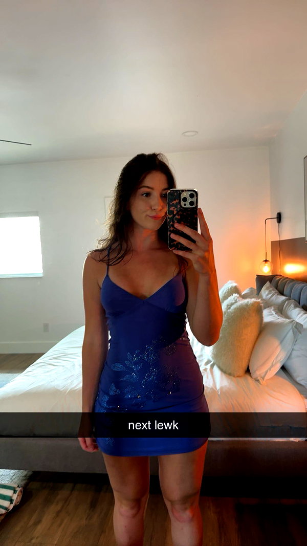 ameliabfit snapchat image archive image