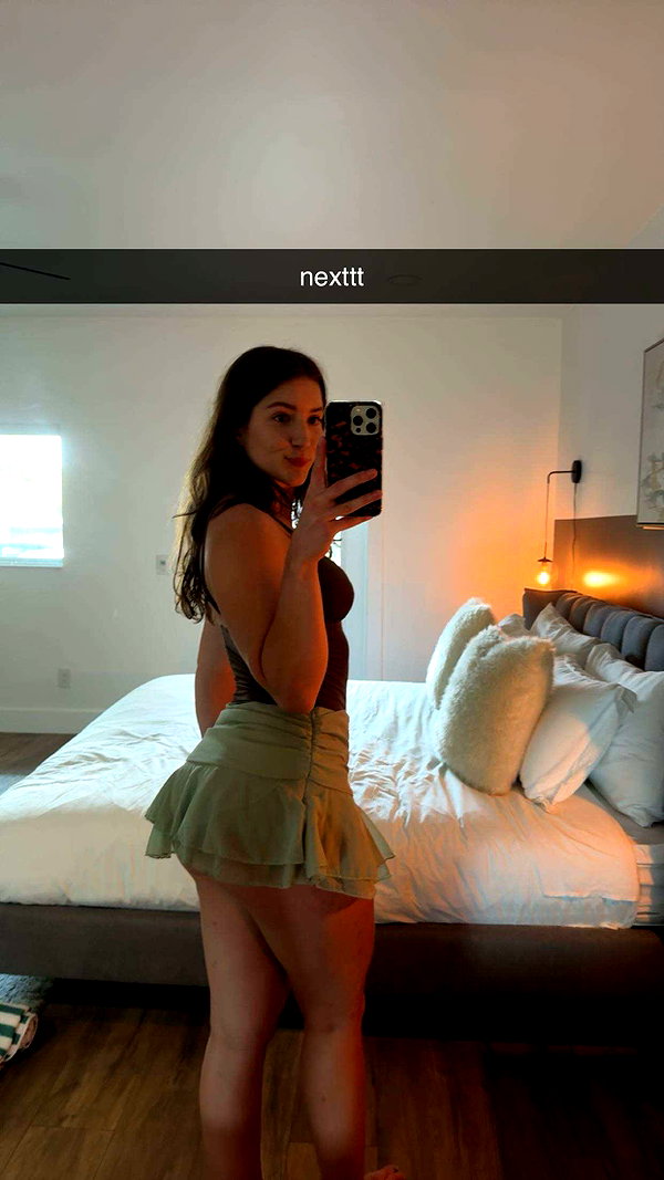 ameliabfit snapchat image archive image