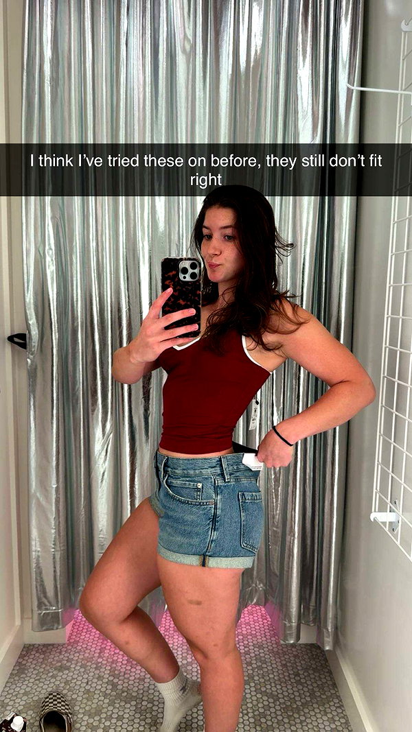 ameliabfit snapchat image archive image