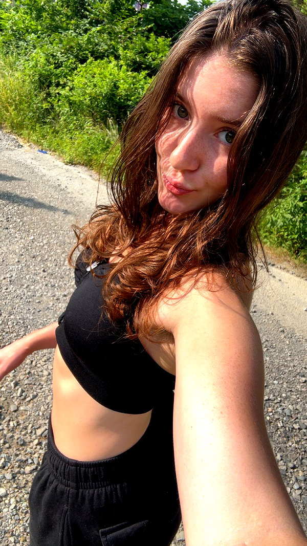 ameliabfit snapchat image archive image