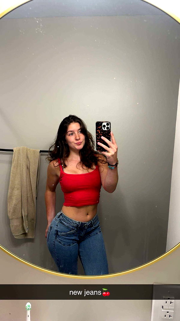 ameliabfit snapchat image archive image