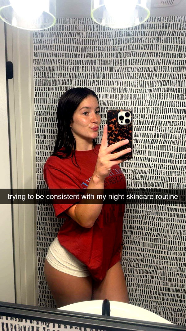 ameliabfit snapchat image archive image