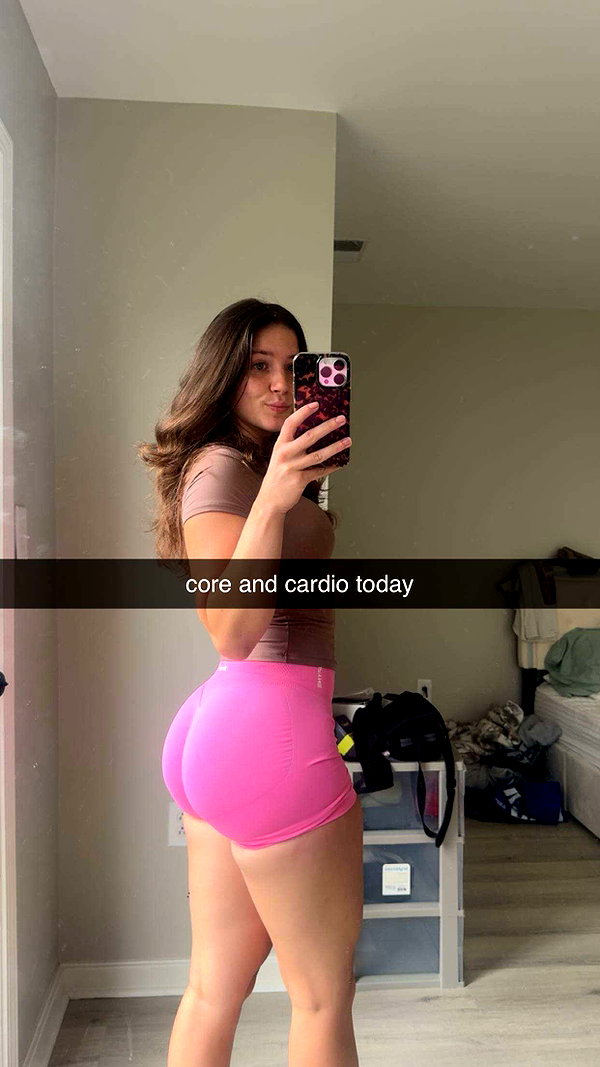 ameliabfit snapchat image archive image