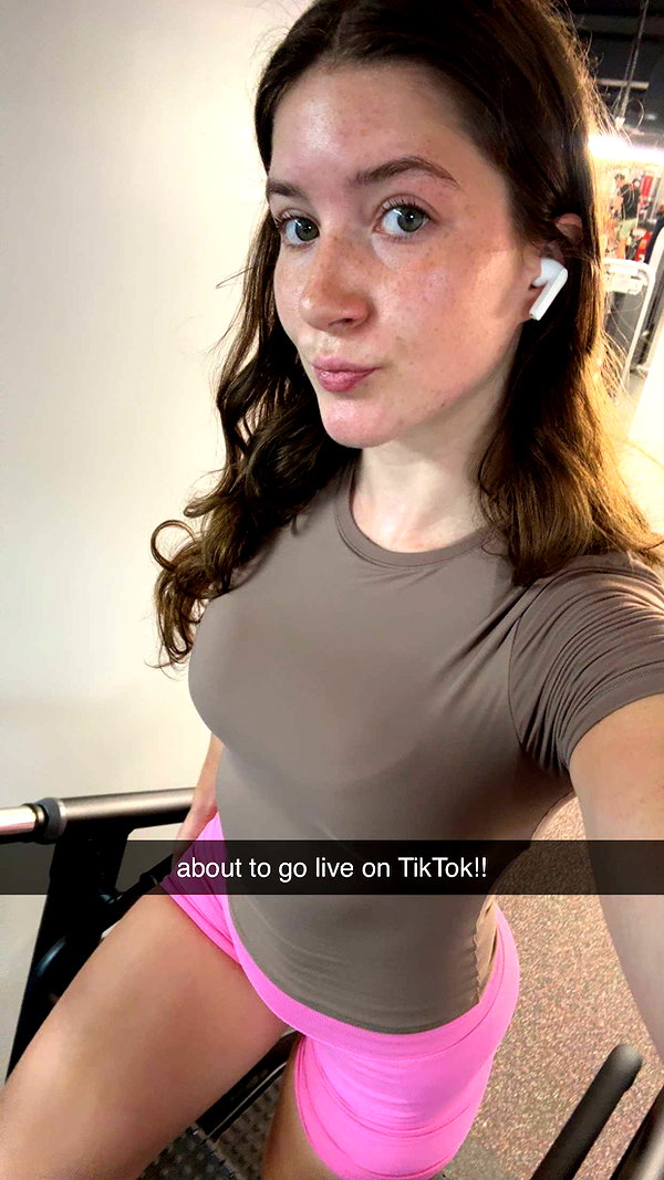 ameliabfit snapchat image archive image
