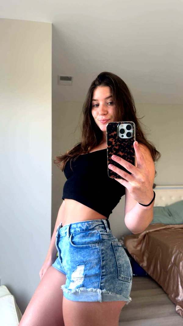ameliabfit snapchat image archive image