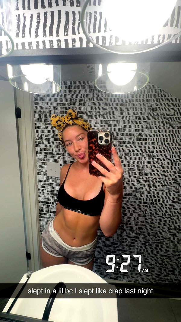 ameliabfit snapchat image archive image