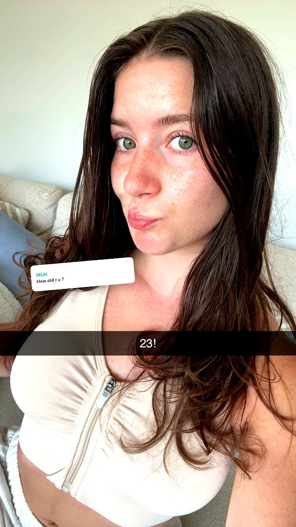 ameliabfit snapchat image archive image