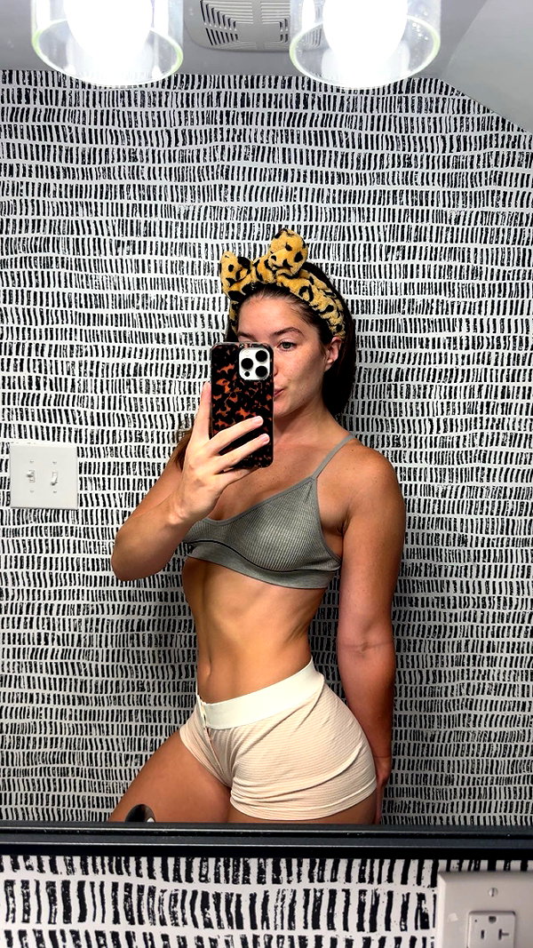 ameliabfit snapchat image archive image