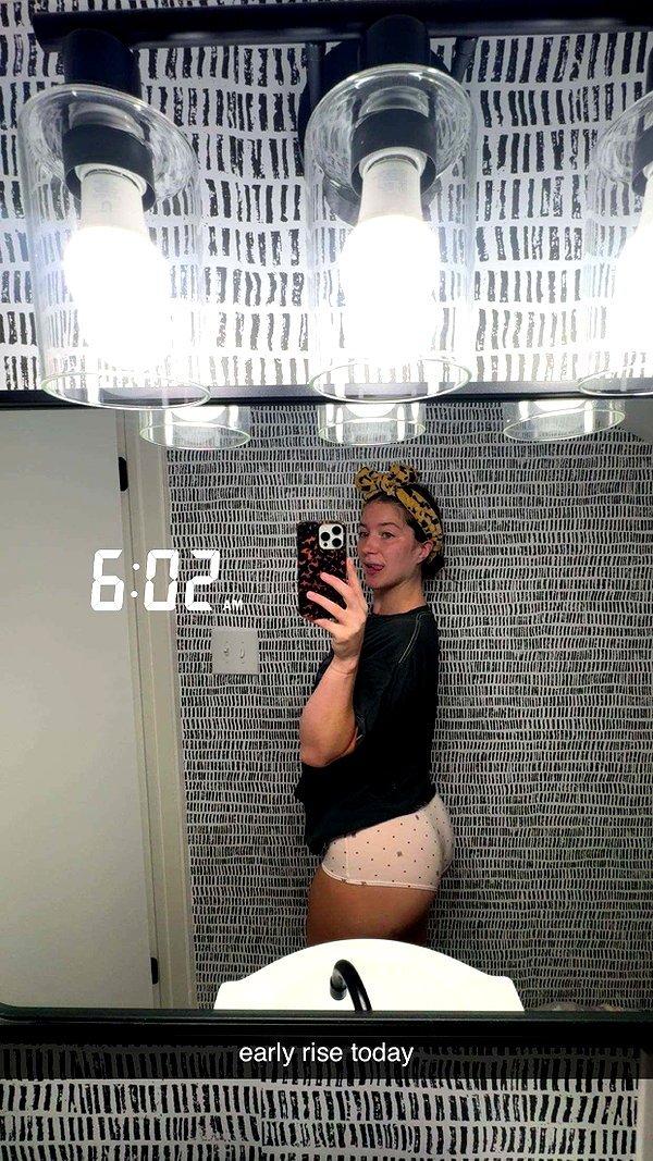 ameliabfit snapchat image archive image