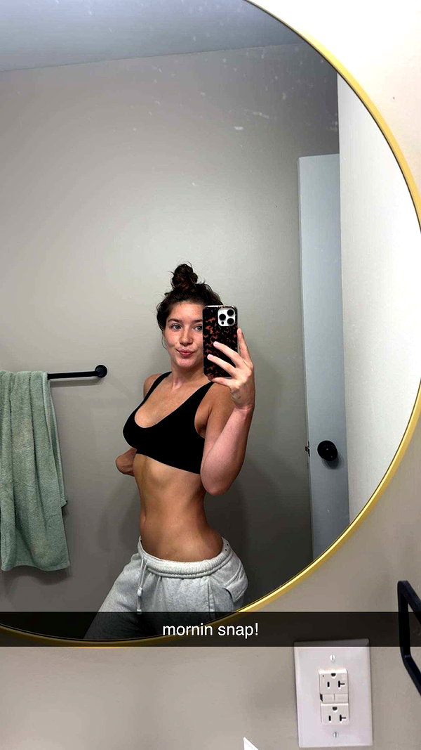 ameliabfit snapchat image archive image