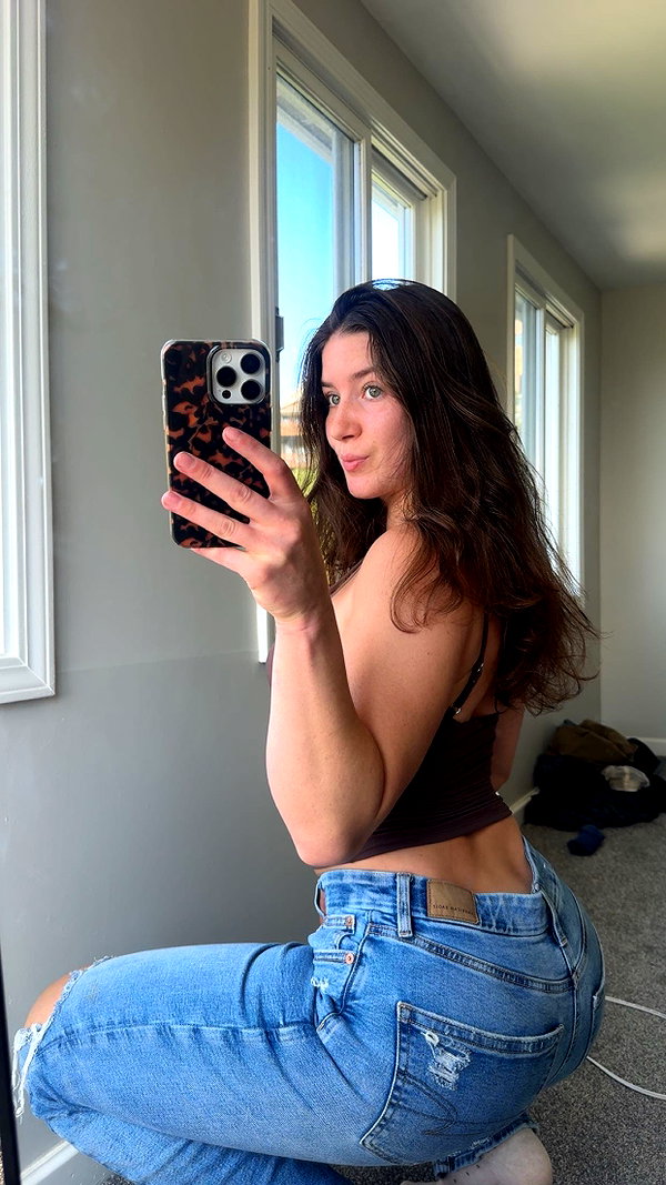 ameliabfit snapchat image archive image