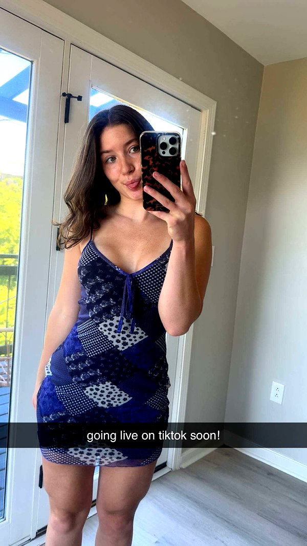 ameliabfit snapchat image archive image
