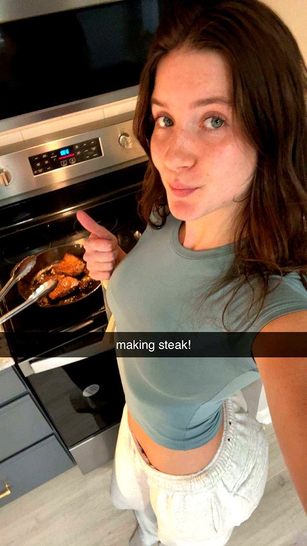 ameliabfit snapchat image archive image