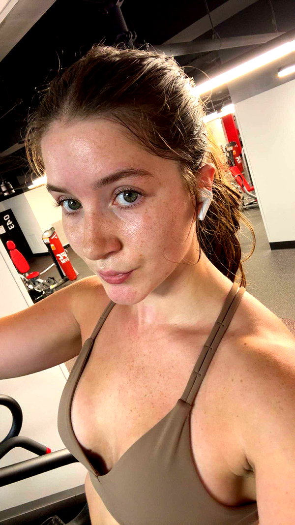 ameliabfit snapchat image archive image