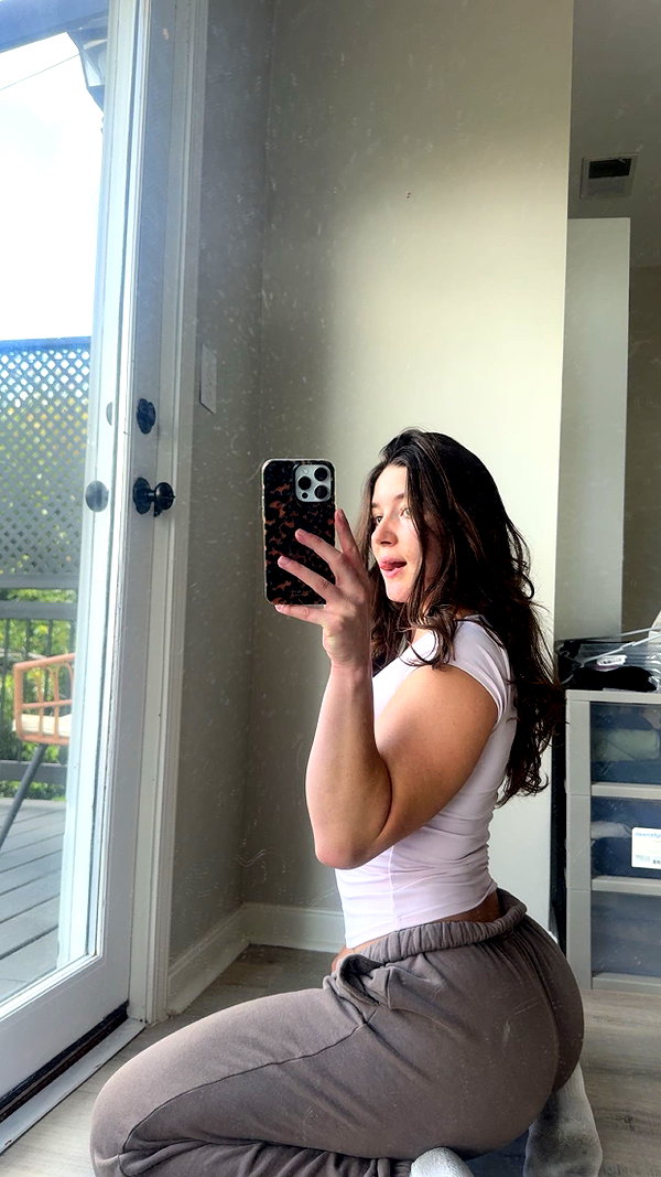 ameliabfit snapchat image archive image