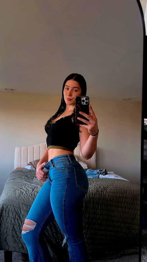ameliabfit snapchat image archive image