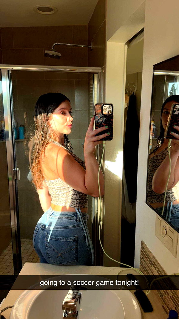 ameliabfit snapchat image archive image