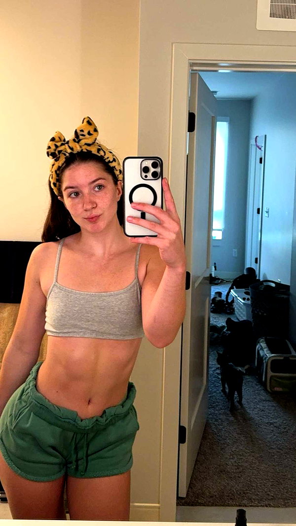 ameliabfit snapchat image archive image