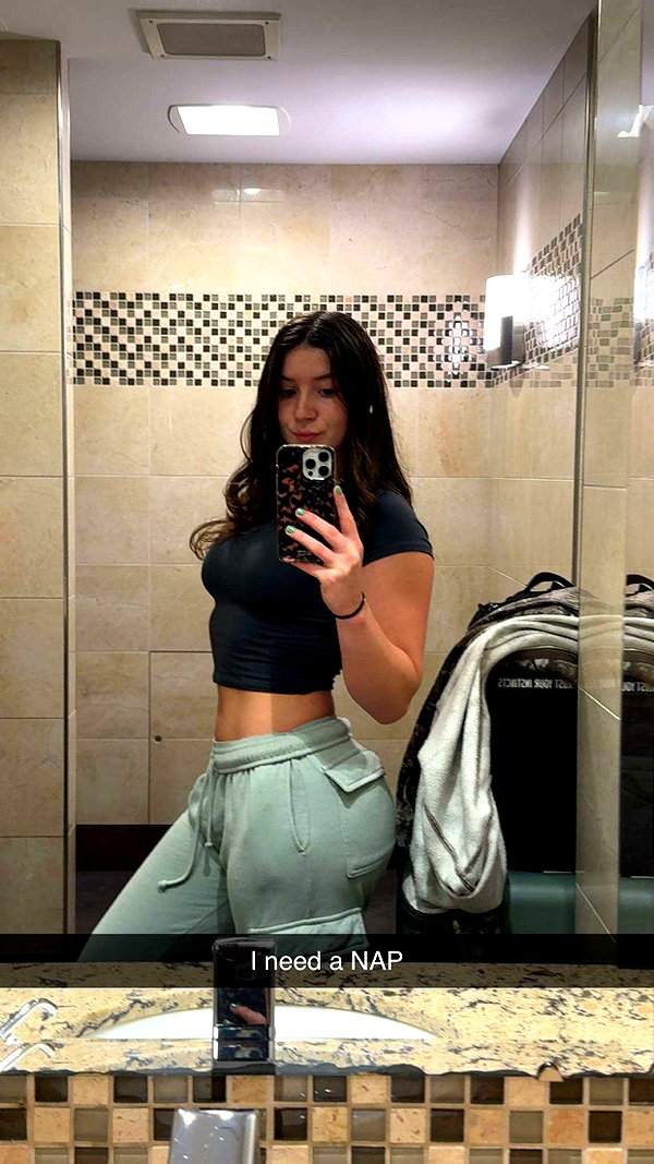 ameliabfit snapchat image archive image