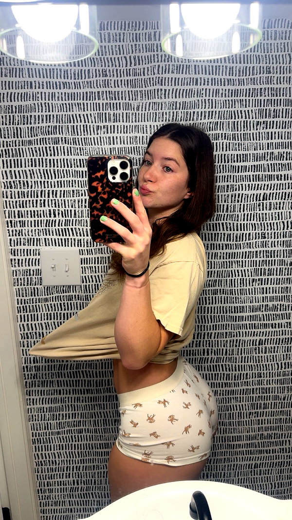 ameliabfit snapchat image archive image