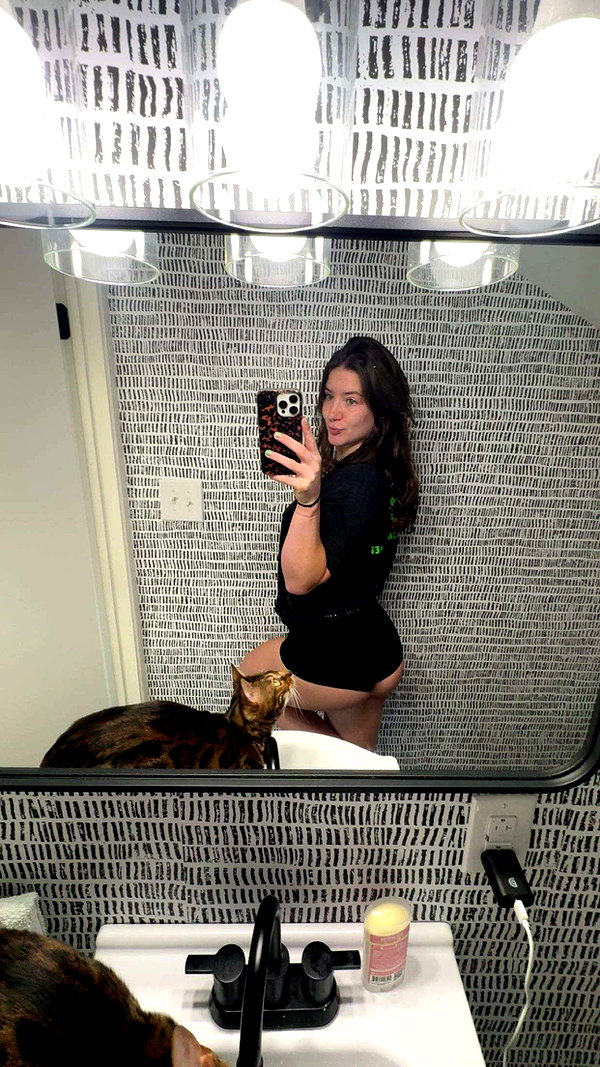 ameliabfit snapchat image archive image