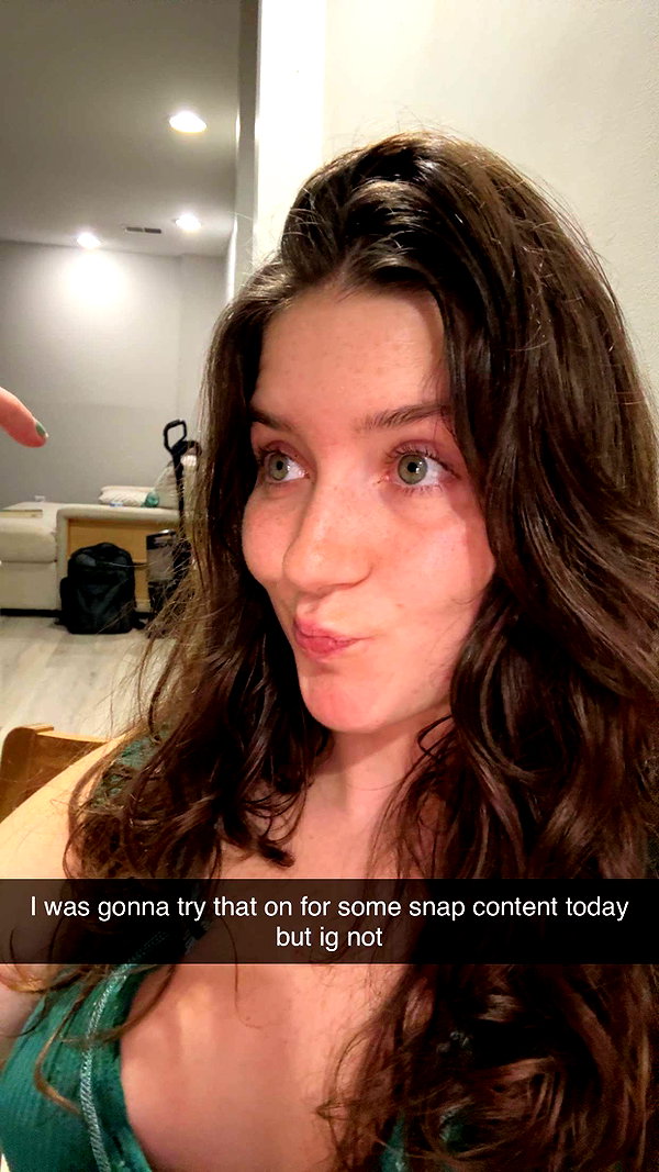 ameliabfit snapchat image archive image