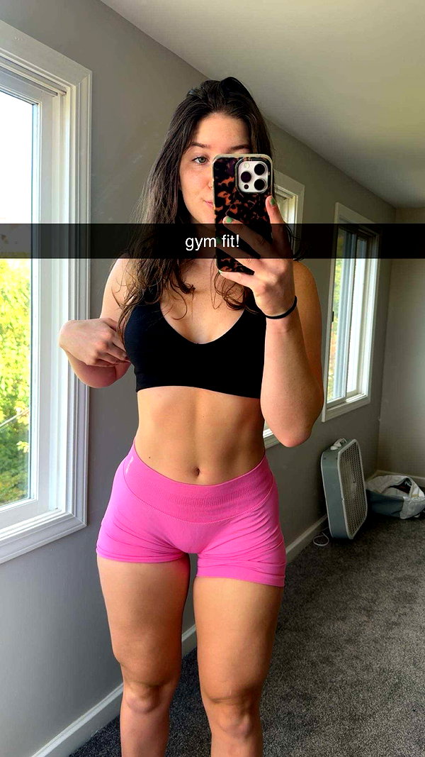 ameliabfit snapchat image archive image