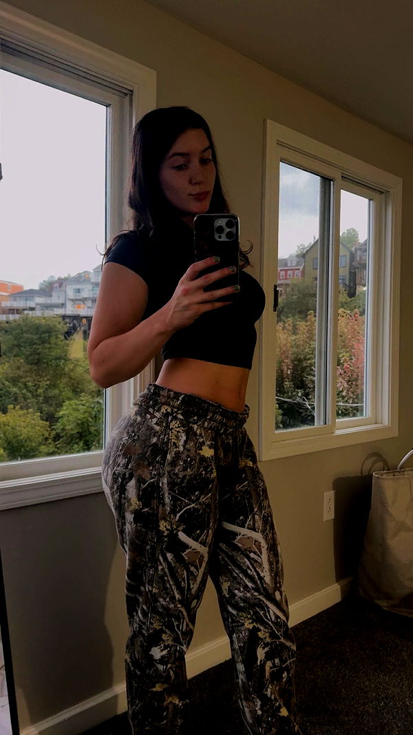 ameliabfit image ~ Altpins