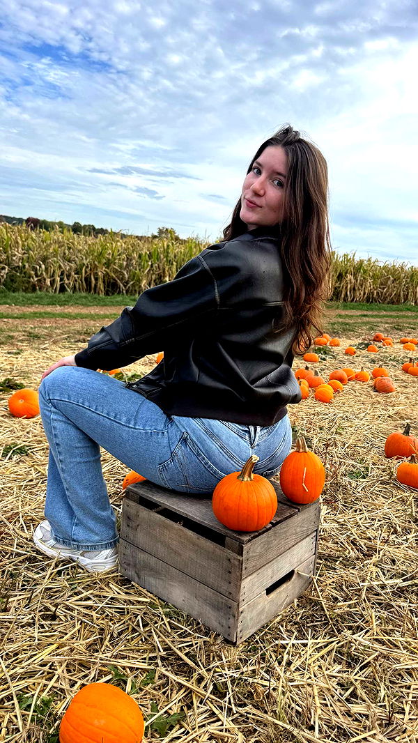 ameliabfit image ~ Altpins