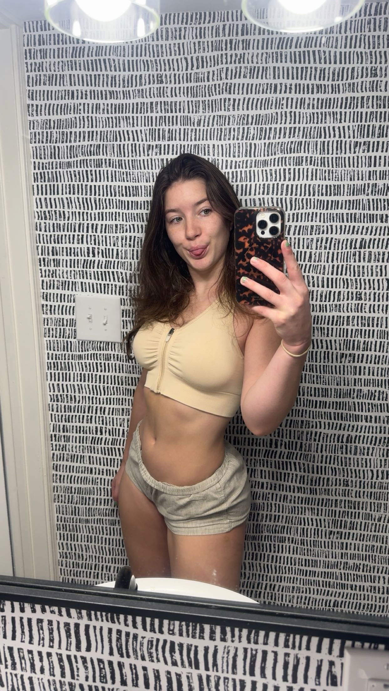 ameliabfit snapchat image archive image