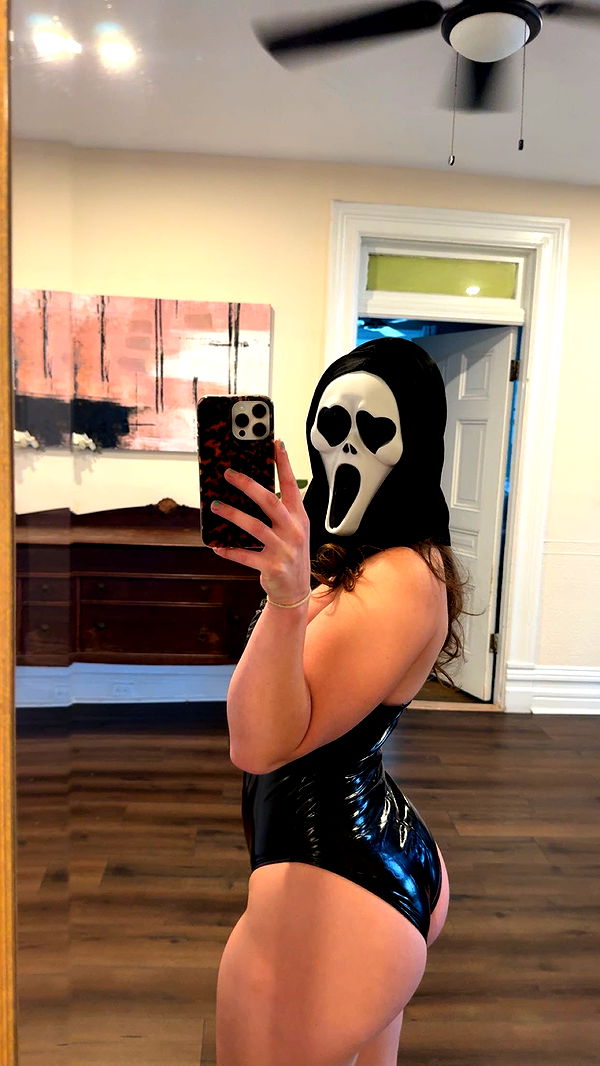 ameliabfit image ~ Altpins