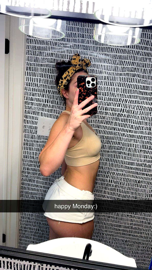 ameliabfit image ~ Altpins