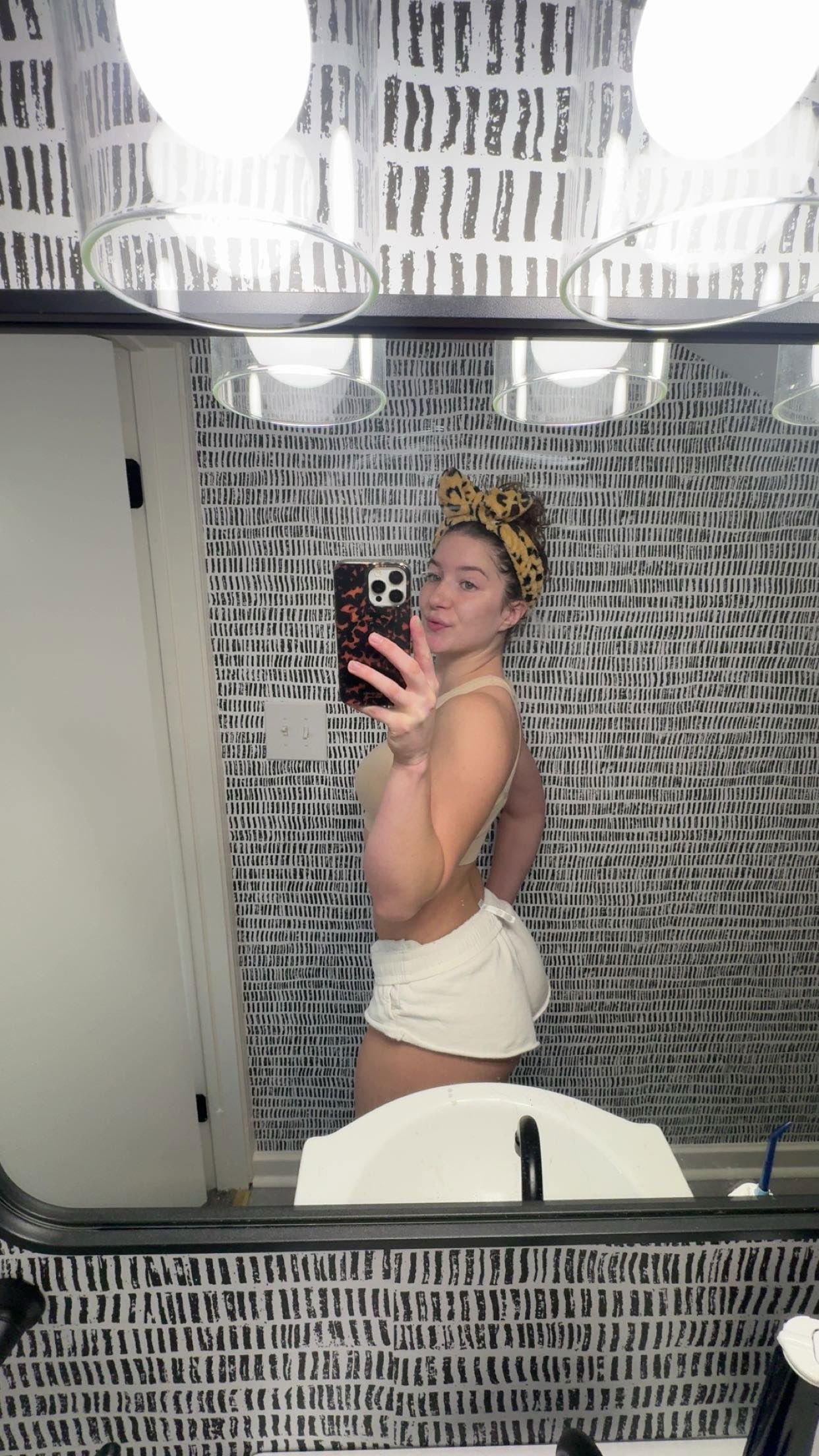 ameliabfit snapchat image archive image