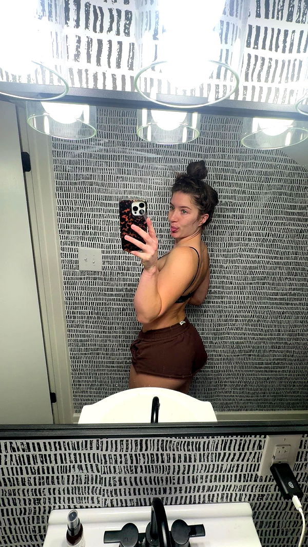 ameliabfit image ~ Altpins