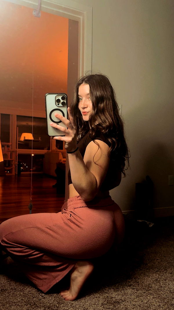 ameliabfit image ~ Altpins